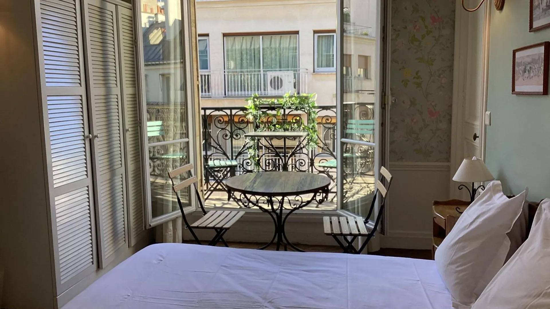 Bed And Breakfast Paris Quartier Champs-Elysees location