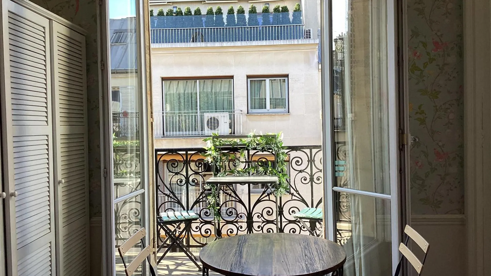 Bed And Breakfast Paris Quartier Champs-Elysees Bed & Breakfast
