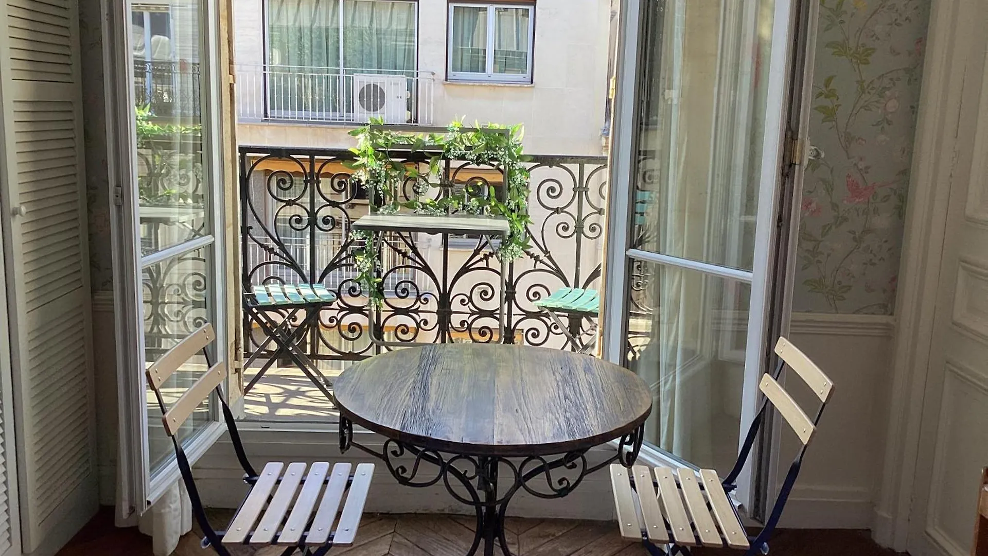 Bed And Breakfast Paris Quartier Champs-Elysees Bed & Breakfast
