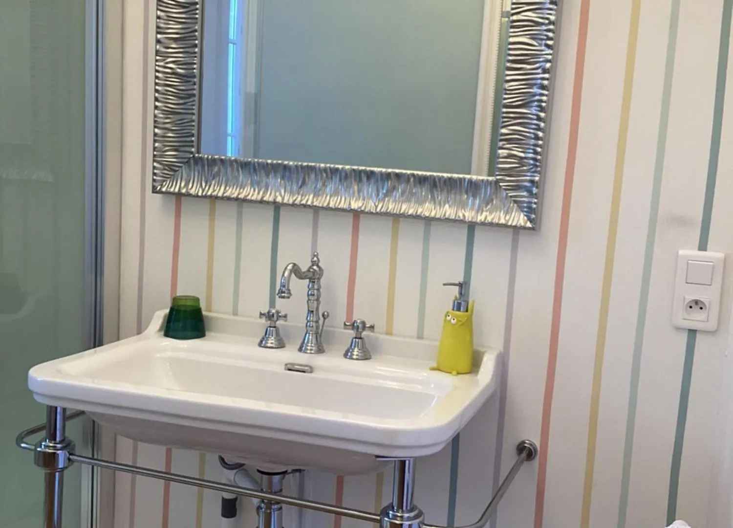 Bed & Breakfast Bed And Breakfast Paris Quartier Champs-Elysees