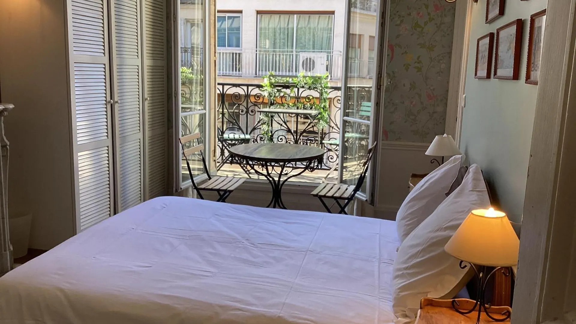 Bed And Breakfast Paris Quartier Champs-Elysees 0*,  Frankreich