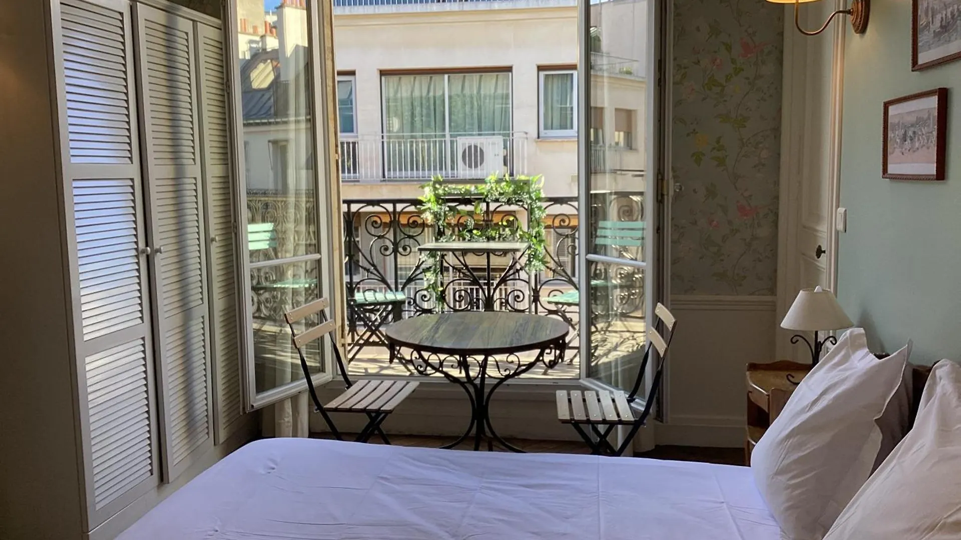 Bed And Breakfast Paris Quartier Champs-Elysees 0*,