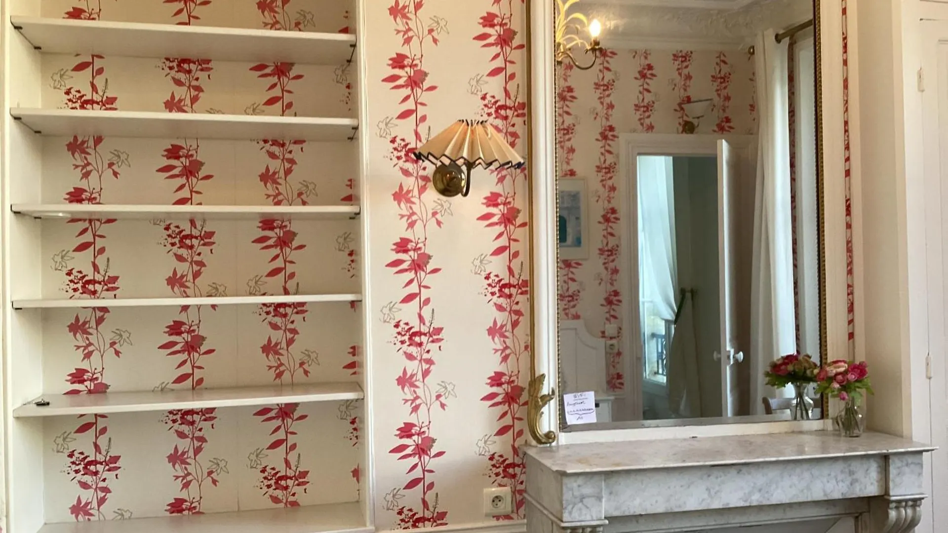 Bed And Breakfast Paris Quartier Champs-Elysees Frühstückspension
